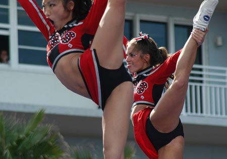 450px x 316px - Sexy college cheerleader panty pics - Panty Pit